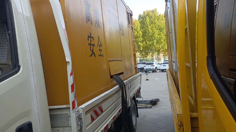 宁远如何判断柴油发电机组和UPS电源的切换时间是否符合要求？